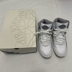 Jordan 2 Retro White Cement Men’s Sz 9